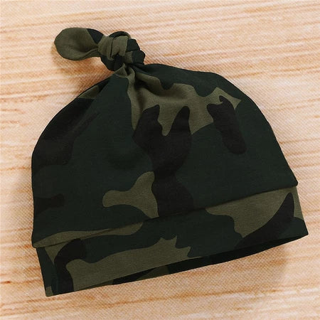 Conjunto 3 Peças Baby Boy “Mama’s Boy” com Camuflagem – Estilo e Conforto para os Pequenos Heróis!