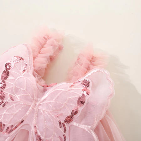 Vestido Elegante de Princesa com Borboleta – Encanto e Magia para Pequenas Fadas!